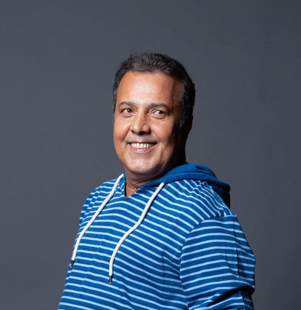 Cantor José Augusto se apresenta no Vivo Rio