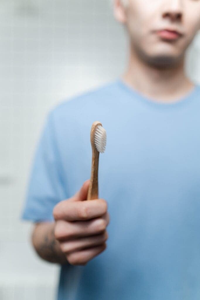 A influência da higienização bucal na prevenção de pneumonia associado à ventilação mecânica em leitos de UTI.