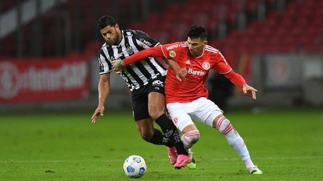 Jogão entre Flu e Santos, Hulk decisivo e São Paulo decepciona: resumo da 4ª rodada do Brasileirão