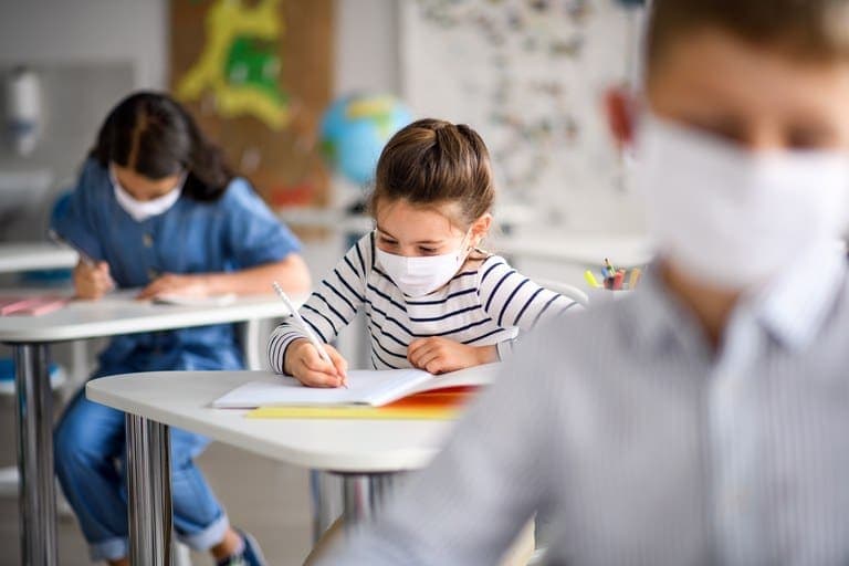Educação e pandemia: desafios, perspectivas e a ampliação da retomada no segundo semestre de 2021