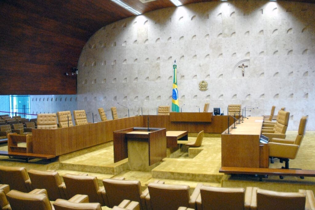 Escolha dos ministros do supremo tribunal federal com fulcro no artigo 101 da constituição federal brasileira de 1988