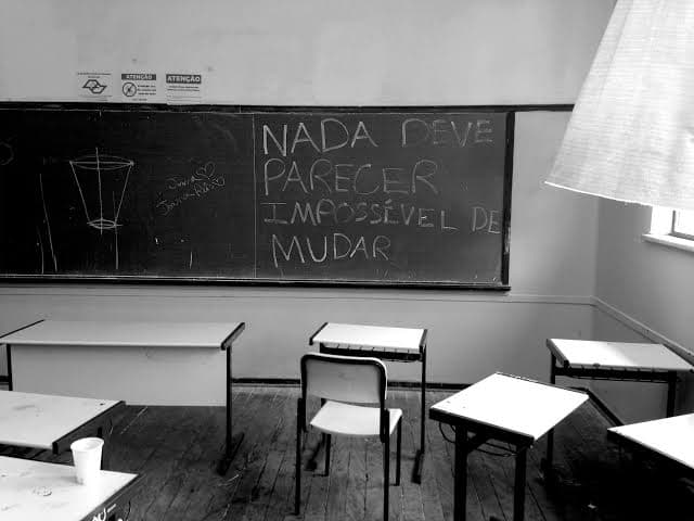 Uma crônica escolar