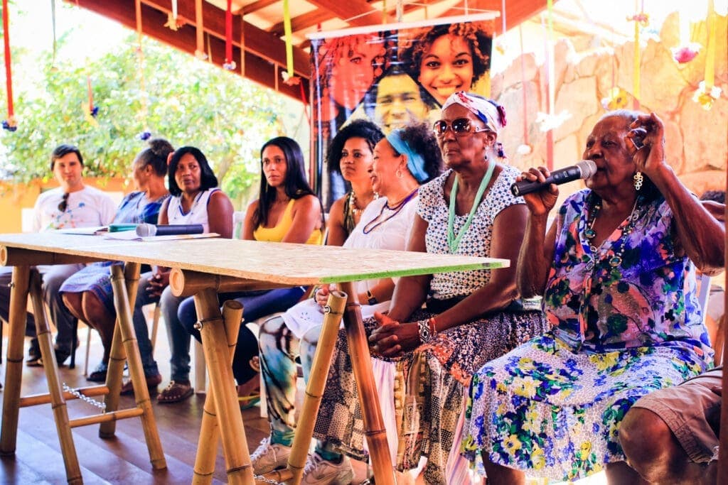 A importância da inserção dos saberes tradicionais quilombolas como instrumentos metodológicos para remodelagem das políticas públicas
