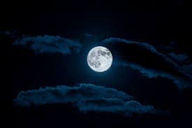 No Mundo da Lua