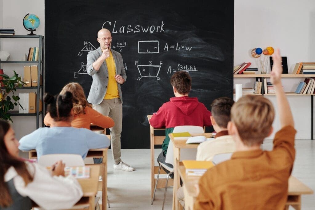 Gestão escolar: chave para o sucesso da aprendizagem significativa