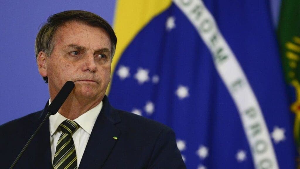 Perdão de Bolsonaro cria impasse com o STF 